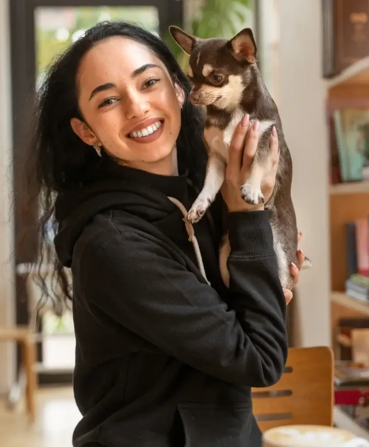 Dr. Naz Ekinci